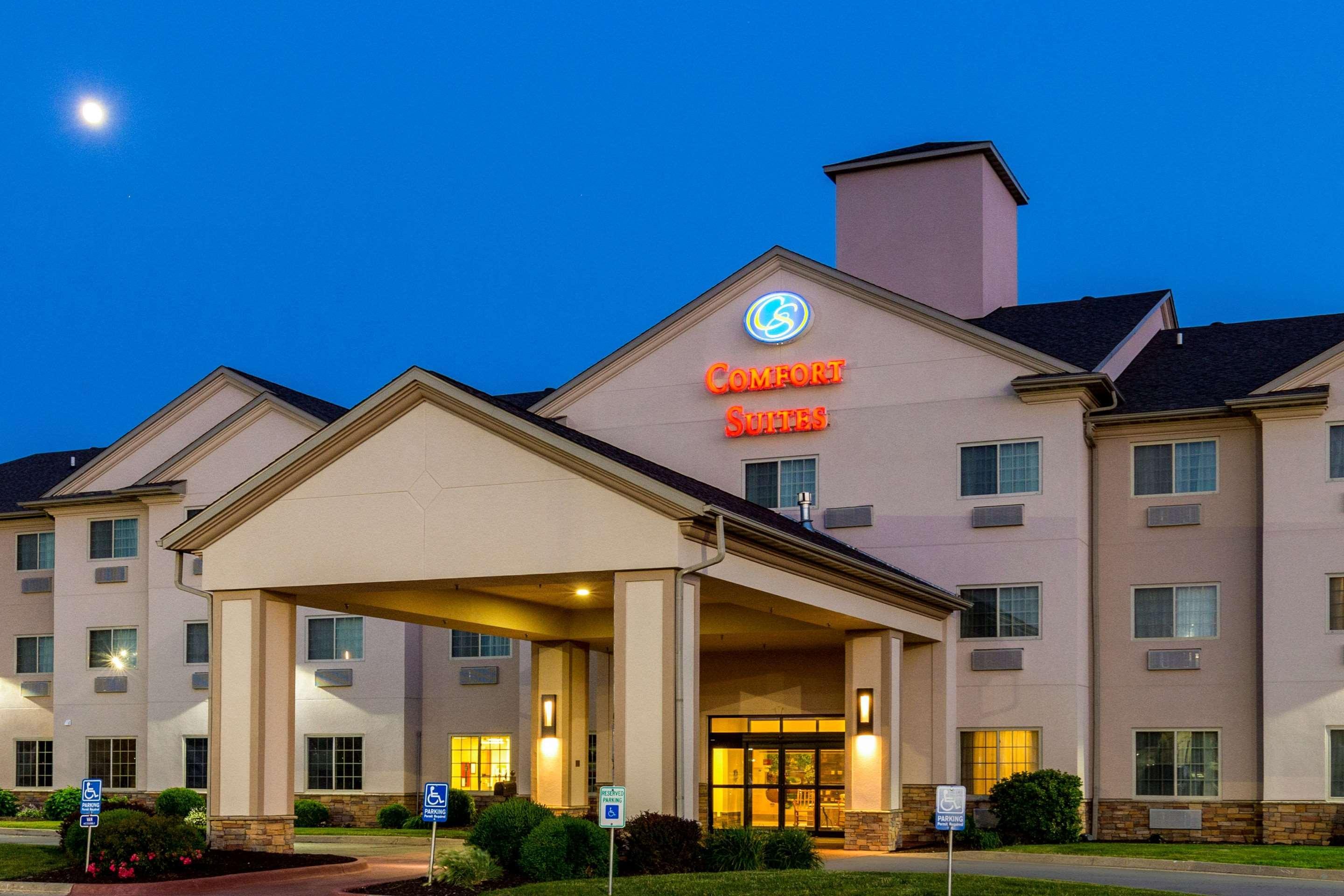 Comfort Suites Burlington Ngoại thất bức ảnh