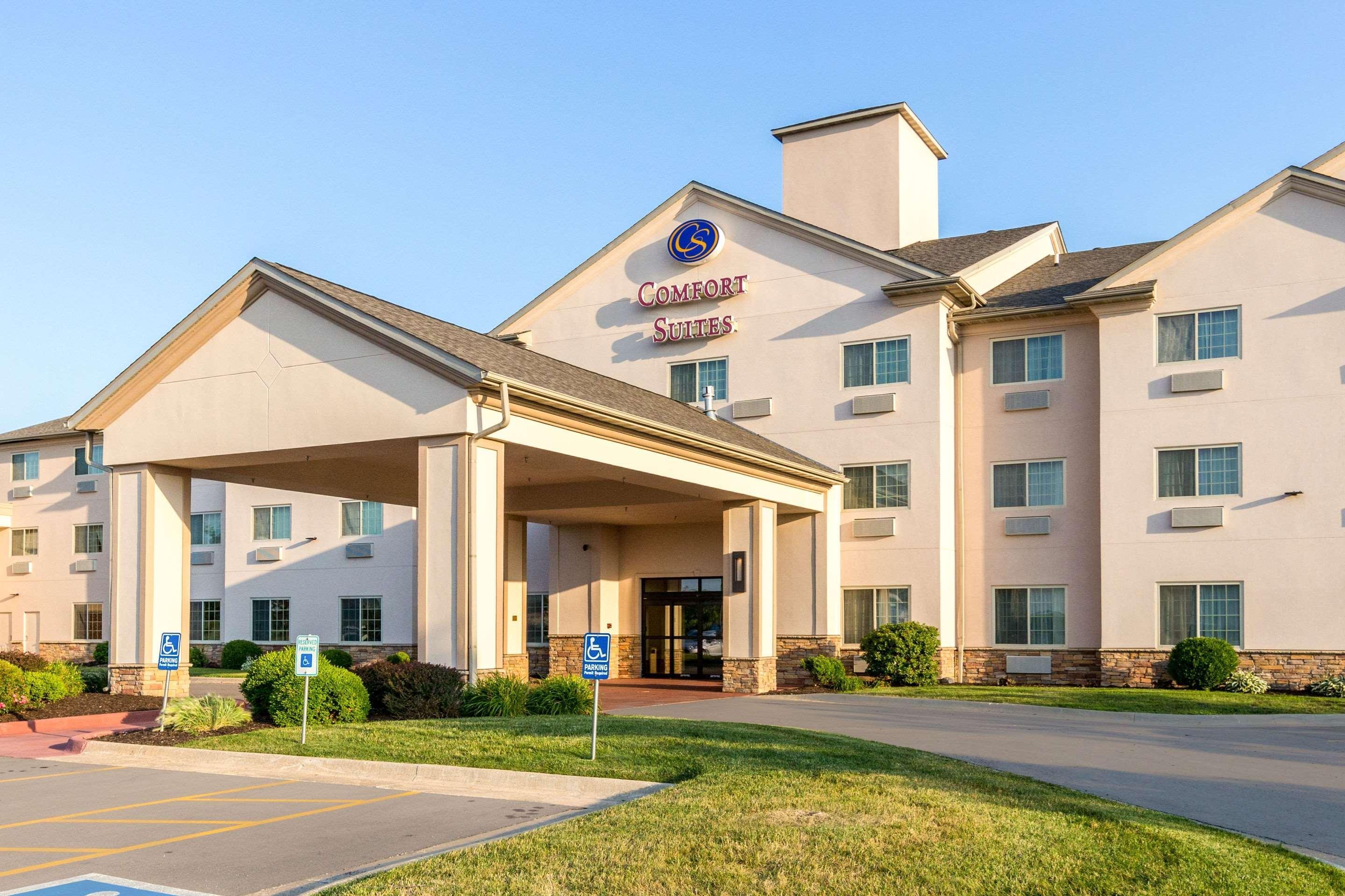 Comfort Suites Burlington Ngoại thất bức ảnh